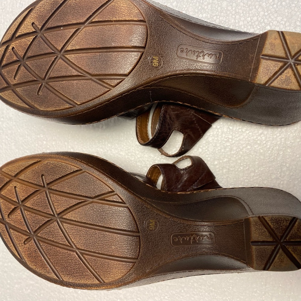 Nurture leather wedge sandals - Picture 10 of 11